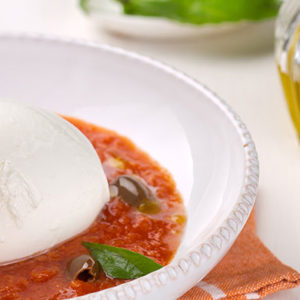 http://localhost/vallelata_old/wp-content/uploads/2014/11/019_Pappa-al-pomodoro-con-olive-e-Mozzarella-di-Bufala.-Ricetta.jpg