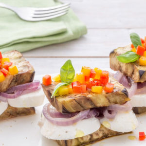 http://localhost/vallelata_old/wp-content/uploads/2015/05/088_sandwich_melanzane_cipolle_mozzarella_ricetta.jpg