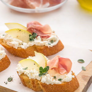 http://localhost/vallelata_old/wp-content/uploads/2015/10/132_stuzzichini_ricotta_prosciutto_ricetta.jpg